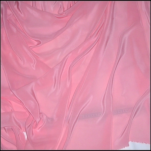 真丝(双绉)丝绸桑蚕丝围巾面料服装布料棉麻零头布浅粉色1.73米