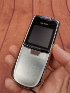 诺基亚 8801 美版 原装无拆机 功能好 成色不错 实拍图