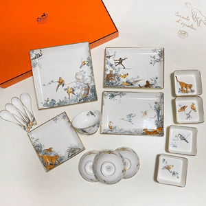 hermes"爱马16头骨陶瓷鎏金餐具套装赤道丛林系列方形盘碗碟勺