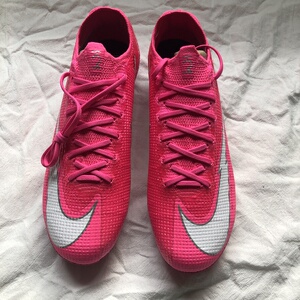 小黄牛耐克nike粉色刺客13高端fg天然草长钉男子足球鞋db5603-611