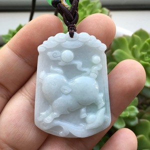 天然a货糯种翡翠玉猪生肖猪牌吊坠挂件 男士女士款 缅甸玉石