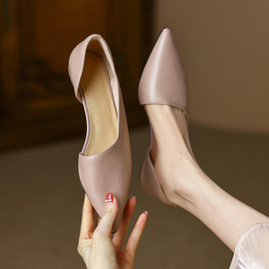 法式尖头平底内增高单鞋女夏款裸粉色温柔晚风软羊皮一脚蹬奶奶鞋