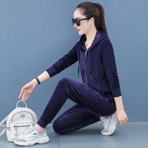 匹克企鹅金丝绒运动套装女休闲运动服卫衣两件套春秋跑步大码妈妈