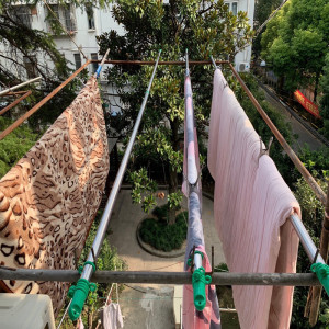 不锈钢管子晾衣杆晒衣杆一根阳台伸缩杆免打孔挂衣杆衣服室外竹竿