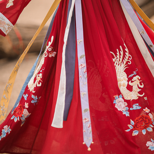 远山乔汉服 十里凤尾裙 原创设计凤尾裙齐腰配饰飘带红妆