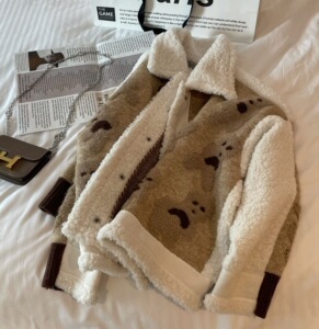 小熊外套女冬季新款羊羔毛拼接毛线针织鹿皮绒加厚开衫小个子上衣