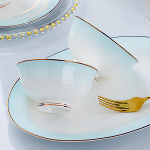 景德镇碗碟套装家用现代简约碗盘组合陶瓷器60头欧式金边骨瓷餐具
