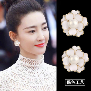 韩国珍珠耳环2024新款爆款高级感纯银玫瑰耳钉白色法式耳饰轻奢