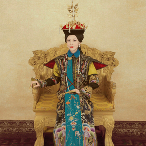 皇后服装女清装