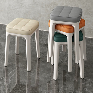塑料凳子加厚可叠放家用现代简约餐桌凳书桌高板凳餐椅备用小椅子