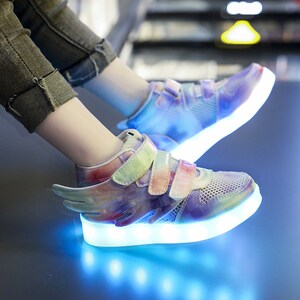 新款正品大黄蜂带灯儿童鞋子2021usb充电5岁女童6发光3亮灯4男童7