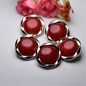 纽扣扣子红色大衣扣女西装扣睡衣绵衣扣圆形大衣纽扣外套扣黑白色