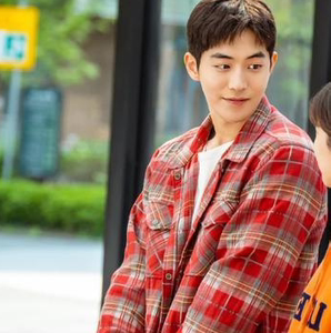 启动了start up南柱赫同款红色格子衬衫外套上衣服宽松休闲衣服新