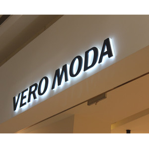 招牌新款led不锈钢亚克力水晶树脂迷你无边冲孔log镂空灯箱字白色