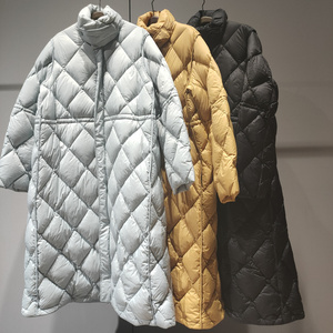 江南布衣羽绒服黑色