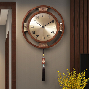 新中式实木挂钟客厅家用大气钟表挂表2023新款高档免打孔挂墙时钟