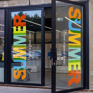 简约夏日装饰玻璃橱窗静电彩色英文字贴画双面喷绘创意潮流大展厅