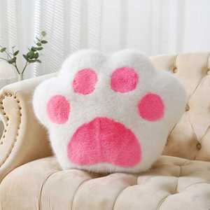 客厅沙发猫爪抱枕靠垫毛绒玩具仿真熊掌坐垫家居装饰床头靠枕垫