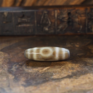 千年地埋蓝沁灰皮如意三眼老天珠象雄西藏玛瑙玉髓伏藏包真包老