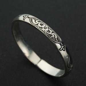藏银饰品苗银手镯镯子刻花手环卷草纹开口民族风中式女士复古古法