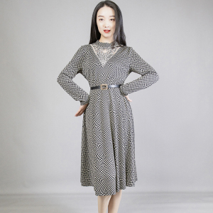 鑫慕芭莎m21g-377伊蕾珂格纹连衣裙2022年春季长袖中长款知性时尚