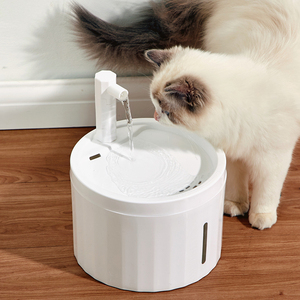 猫咪饮水机猫水盆狗喝水神器流动活水自动循环水碗智能宠物喂水器