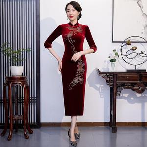 新款纯色祺袍长款手工串珠金丝绒旗袍妈妈装复古中式礼服巧巧y238