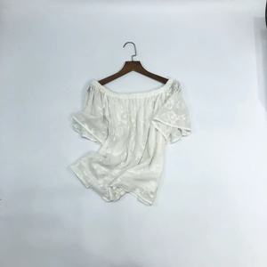 款号21213 甜美纯色雪纺刺绣 一字领短衫 下单咨询客服