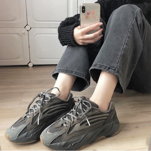 椰子700运动女鞋