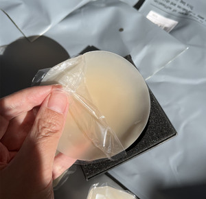 乳贴 出汗不掉 隐形轻薄 防凸点乳头贴 硅胶自然粘合