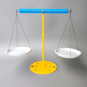 托盘天平秤幼儿园儿童科学实验教具益智玩具小学生手工科技小制作