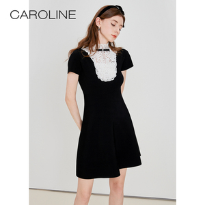CAROLINE卡洛琳早秋新款蕾丝收腰短款小黑裙冰丝针织连衣裙女