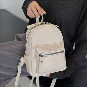 今年流行包包女2021新款潮时尚双肩包韩版洋气小书包夏天小背包