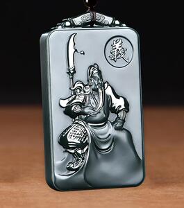 全新捡漏拍卖和田玉关公吊坠男女玉石关二爷玉坠关羽武财神玉佩牌