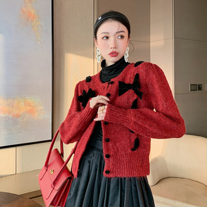 tobaby本命新年红色毛衣开衫外套女冬加厚甜美蝴蝶结战袍针织上衣