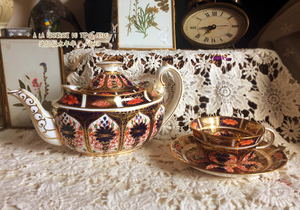 欣赏 Royal Crown Derby 英国骨瓷1128 伊万里 红茶壶+奶糖组