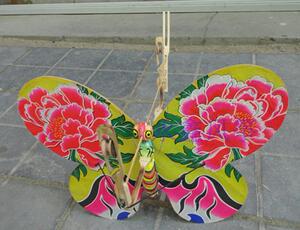 潍坊老艺人纯手工绘画,做工精细风筝配件 蝴蝶碰 送饭 45*40厘米