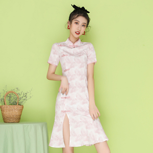 2020年新款中国风可爱甜美旗袍年轻款少女改良版鱼尾碎花连衣裙夏