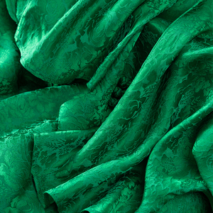 贵族绿 法国轻奢 特别设计连裁v领重磅真丝衬衫女春天家062z