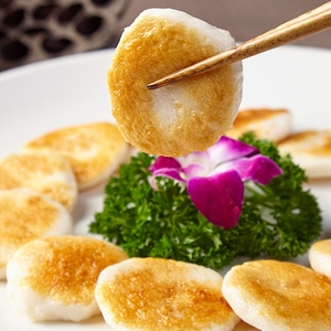 手打墨鱼饼潮汕风味花枝丸火锅油炸手工海鲜鱼糕鱼饼关东煮食材