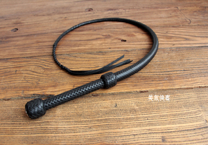 关东侠客鹿/袋鼠皮鞭子 手工皮鞭 bullwhip 调教马鞭(需定制)