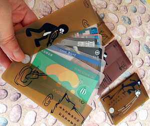 韩国交通公交卡套饭月票卡夹硬钥匙扣卡册卡包磁卡册公交卡套