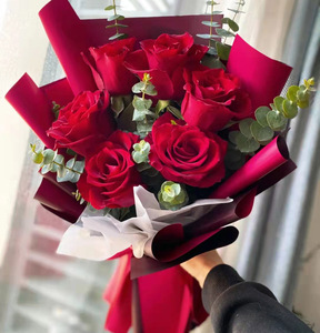 福州花店同城鲜花速递6朵红玫瑰小花束生日送花