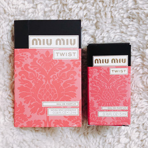 现货 MiuMiu缪缪Twist粉黛女士试管香水小样1.2ml Q版5ml EDP