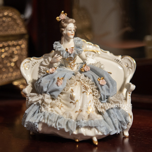 德国蕾丝瓷娃娃优雅贵族小姐沙发复古精致家居 vintage古董摆件