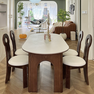 2024年新款中古风岩板餐桌胡桃色家用小户型法式椭圆形实木饭桌
