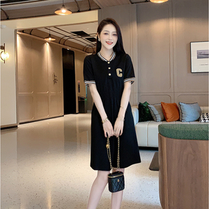 休闲收腰棒球连衣裙