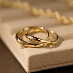 高迪小姐意大利极简18k金淡金色暖金双圈素戒指莫比乌斯创意设计