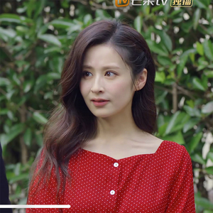 陪你一起长大颖儿林芸芸同款衣服红色波点连衣裙真丝大摆荷叶边裙