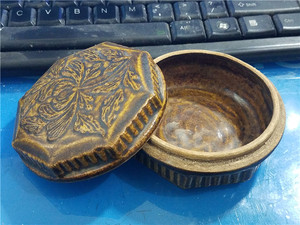 宋代磁州窑菊花纹粉盒入手轻干底包老窑瓷器造型好开片自然高古瓷